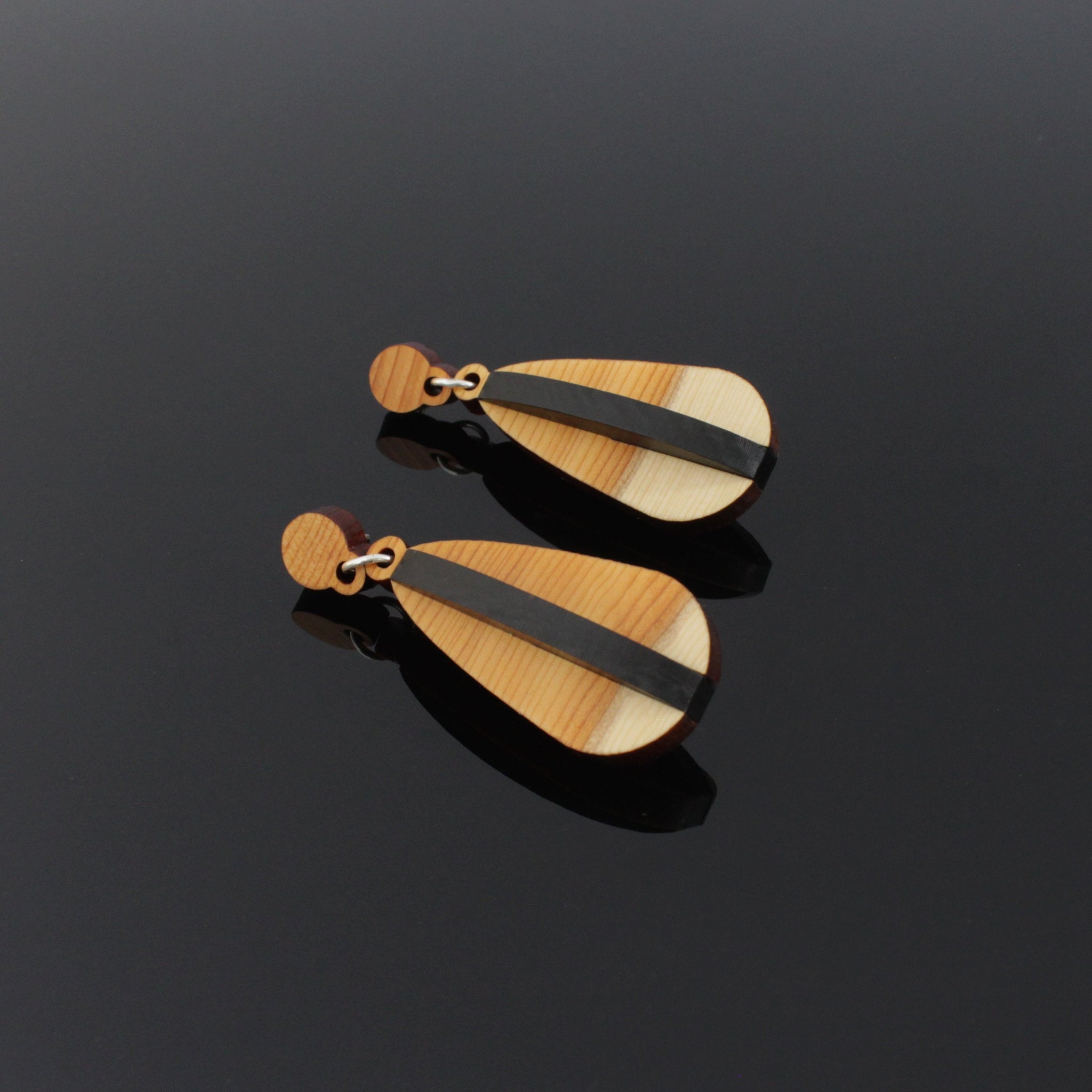 Fand - Handmade in Ireland - Pendant earrings in wood and silver